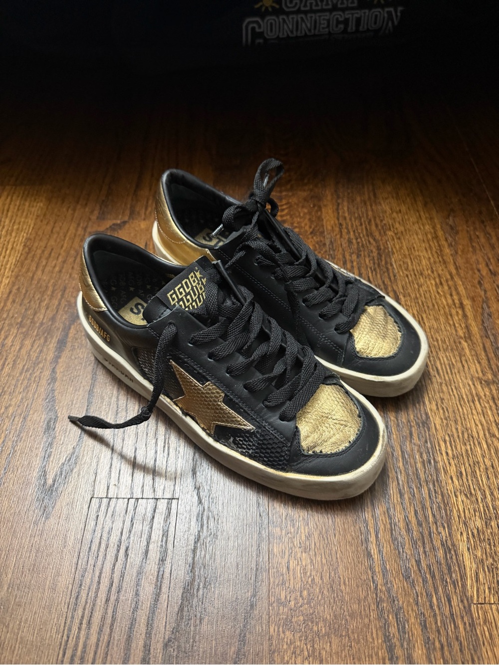 Golden Goose Sneakers
